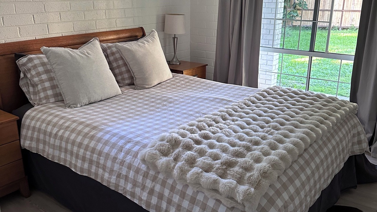 Photo of Bedroom in Crystal Creek