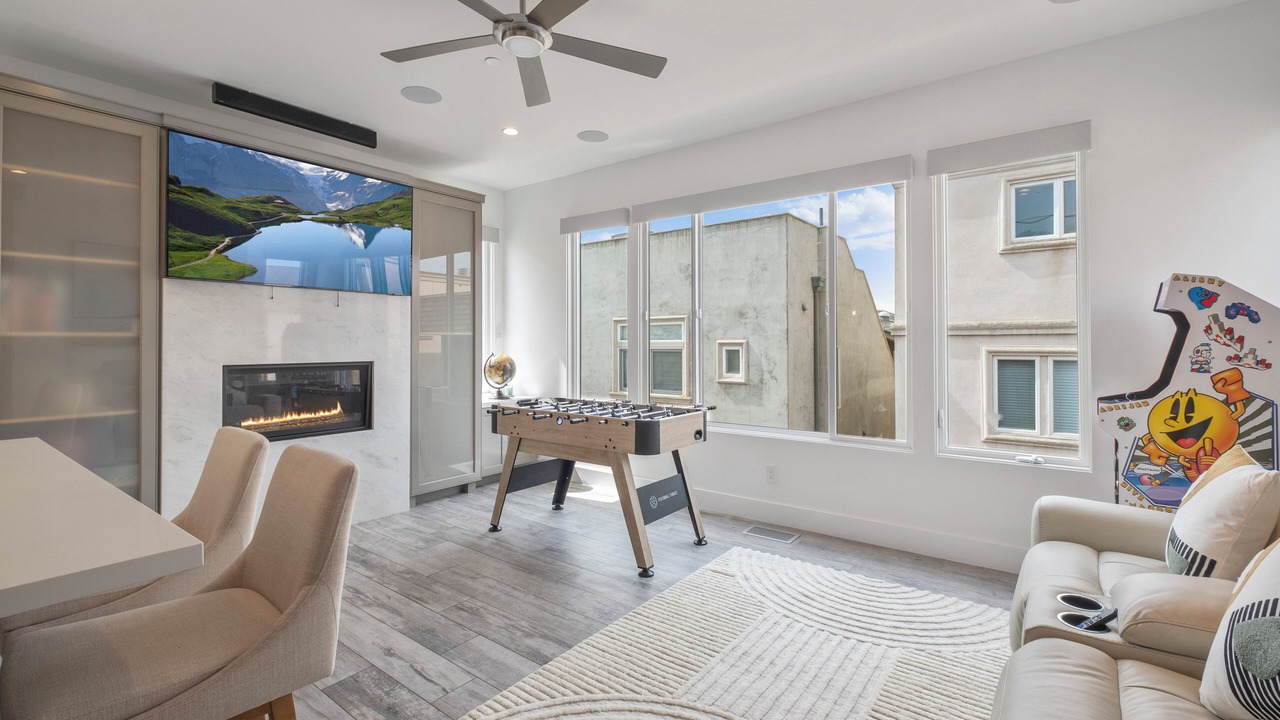 Photo of Bedroom in Seal Beach