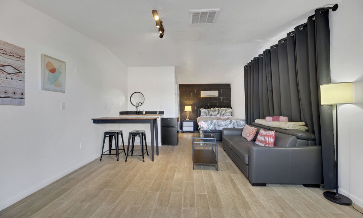 Photo of Bedroom in Rancho Oakey