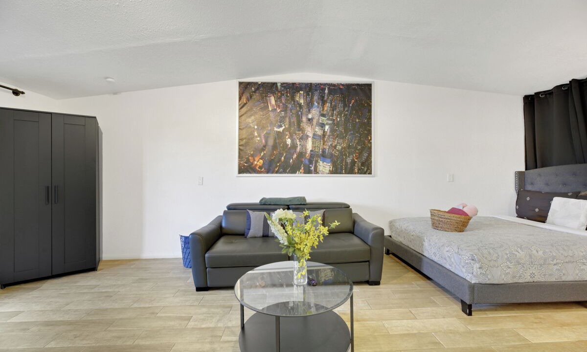 Photo of Livingroom in Rancho Oakey