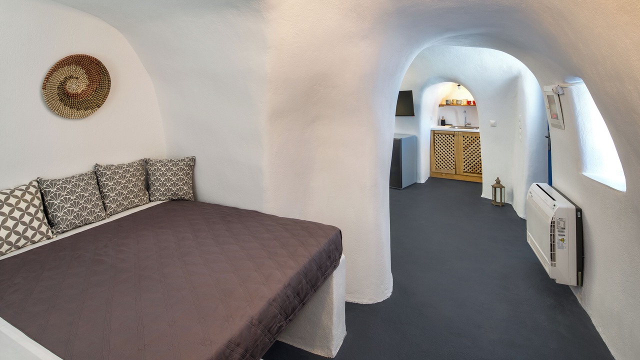 Photo of Bedroom in Imerovigli