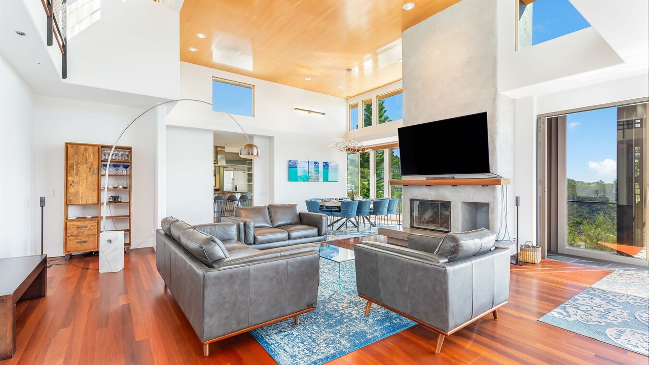 Photo of Bedroom in Pacific Heights
