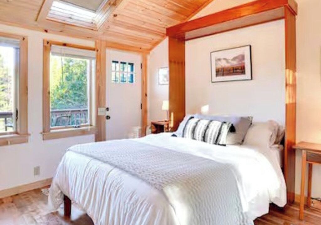 Photo of Bedroom in Warren
