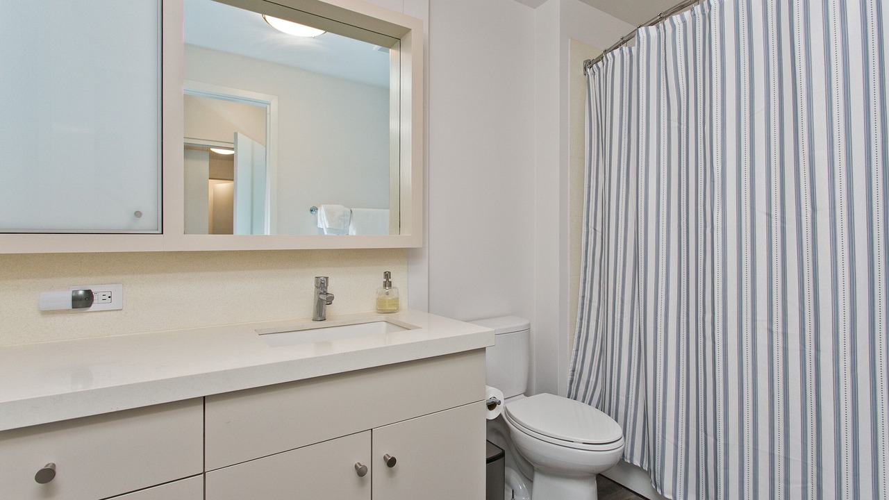 Photo of Bathroom in Portlock