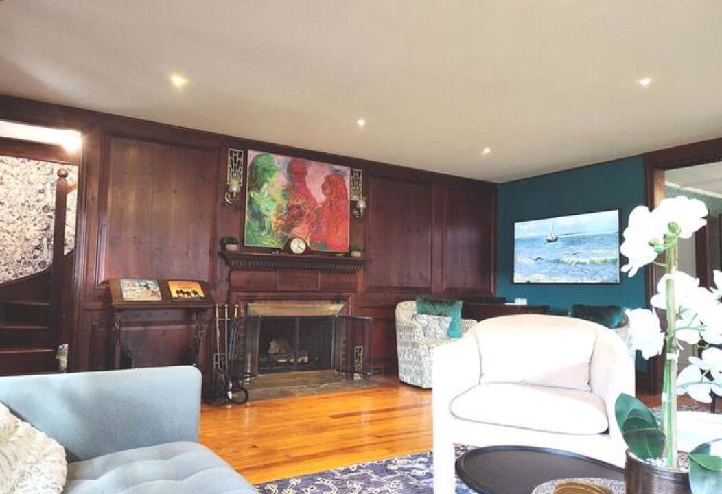 Photo of Livingroom in Saugerties