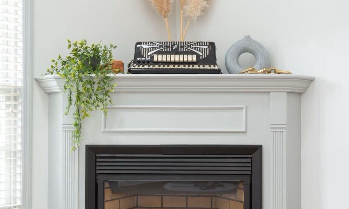 Photo of Livingroom in Saugerties
