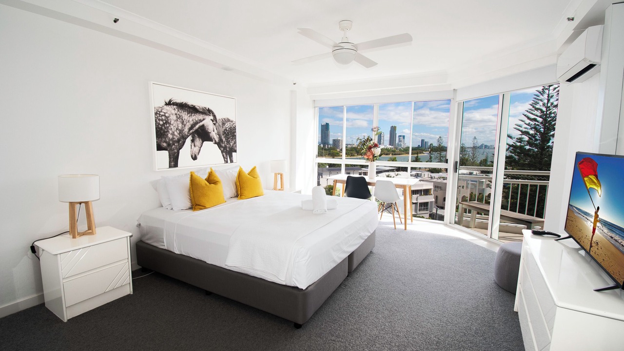 Photo of Bedroom in Main Beach