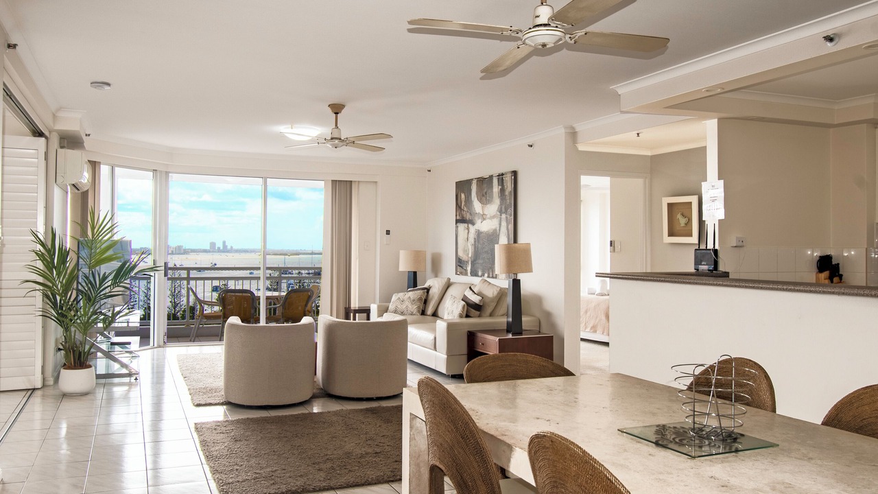 Photo of Livingroom in Main Beach