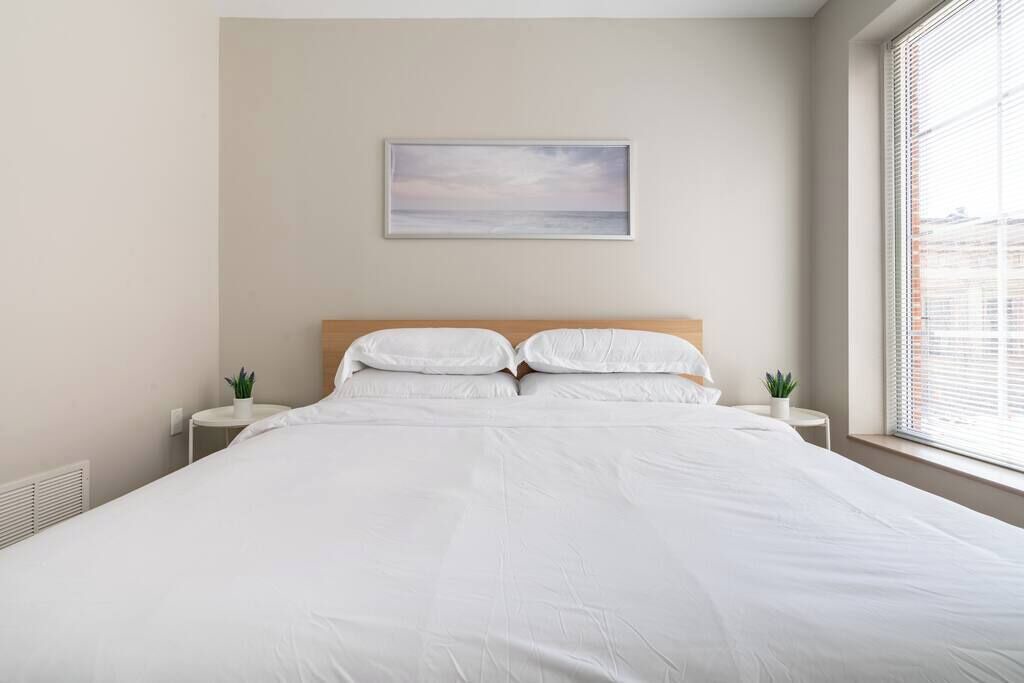 Photo of Bedroom in Uptown District