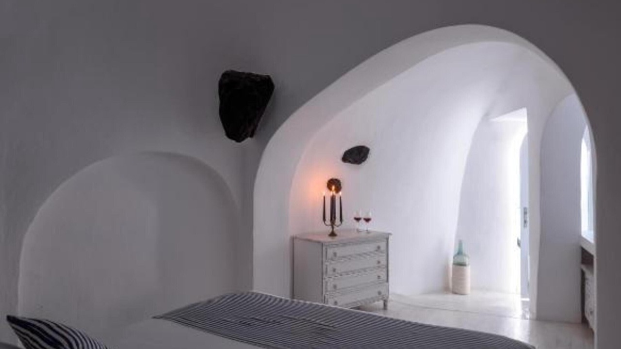 Photo of Bedroom in Imerovigli