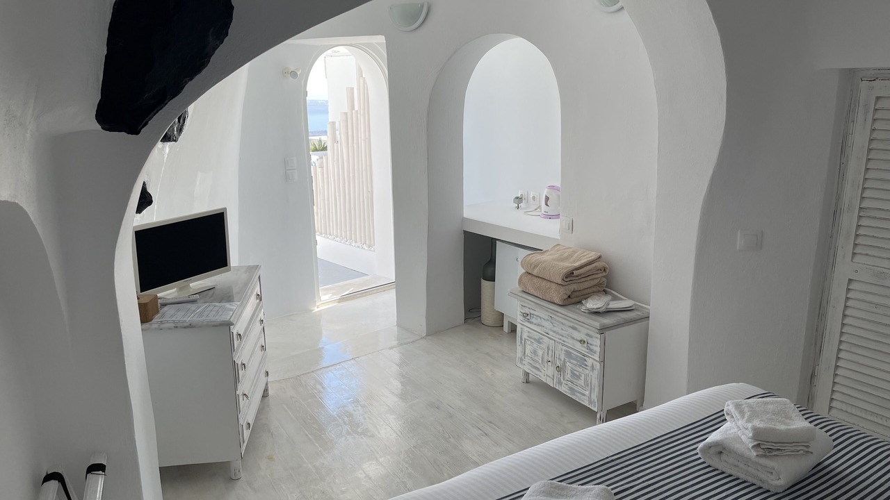 Photo of Bedroom in Imerovigli