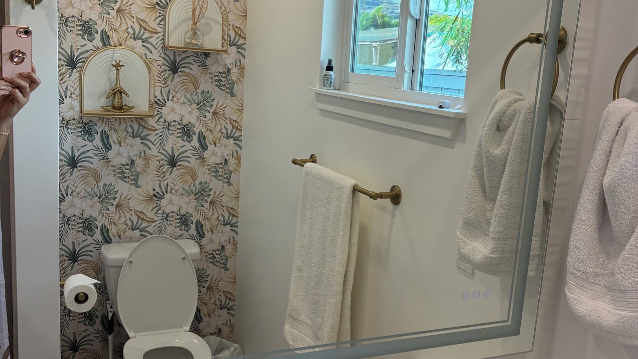 Photo of Bathroom in Waianae