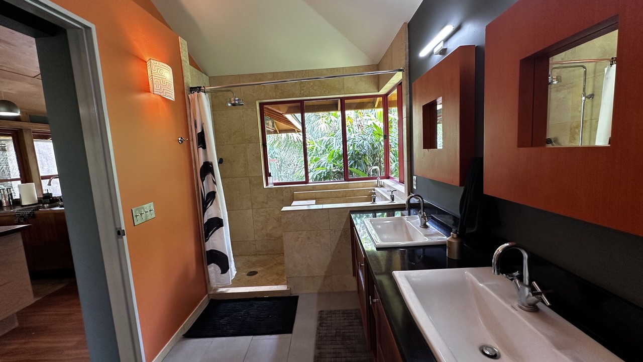 Photo of Bathroom in Princeville
