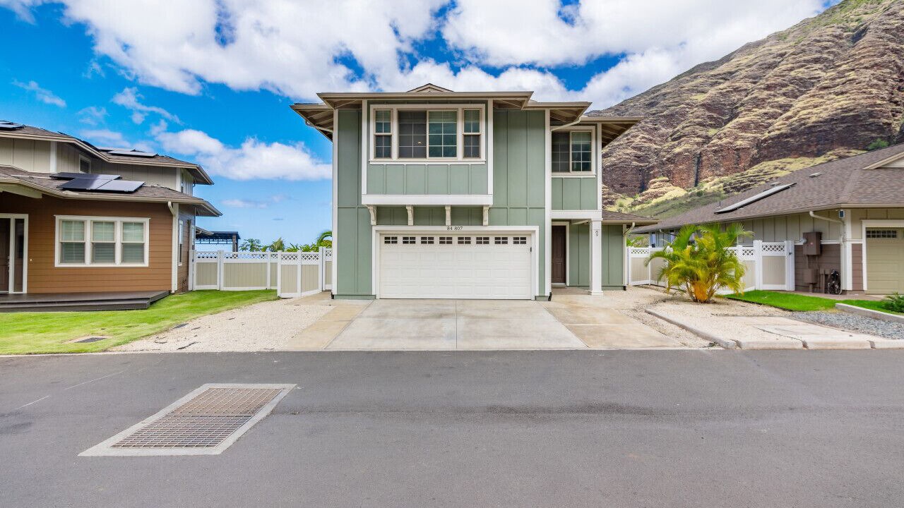Photo of Others in Makaha Valley