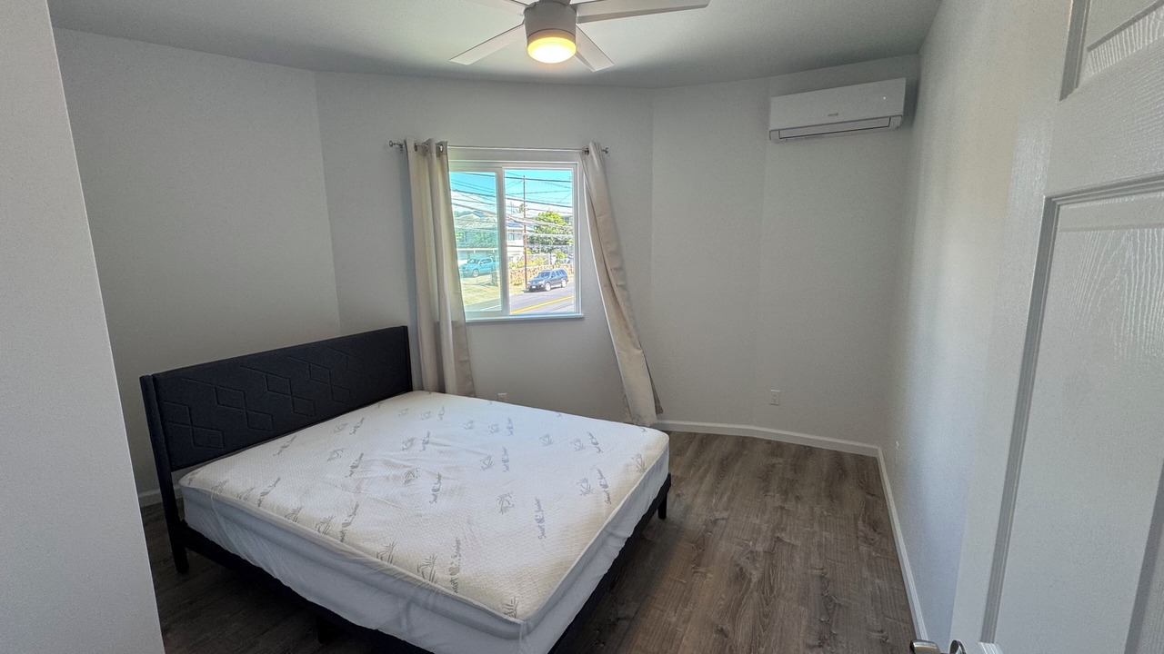 Photo of Bedroom in Kalihi Valley