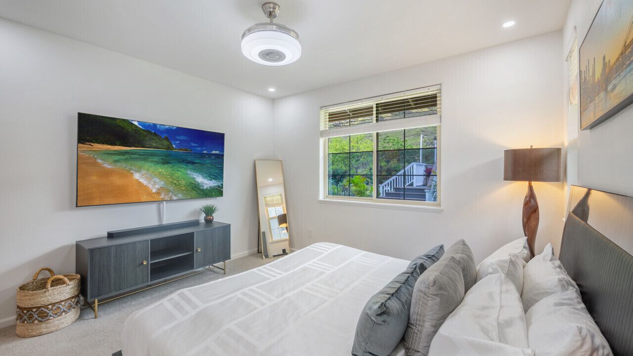 Photo of Bedroom in Makaha Valley