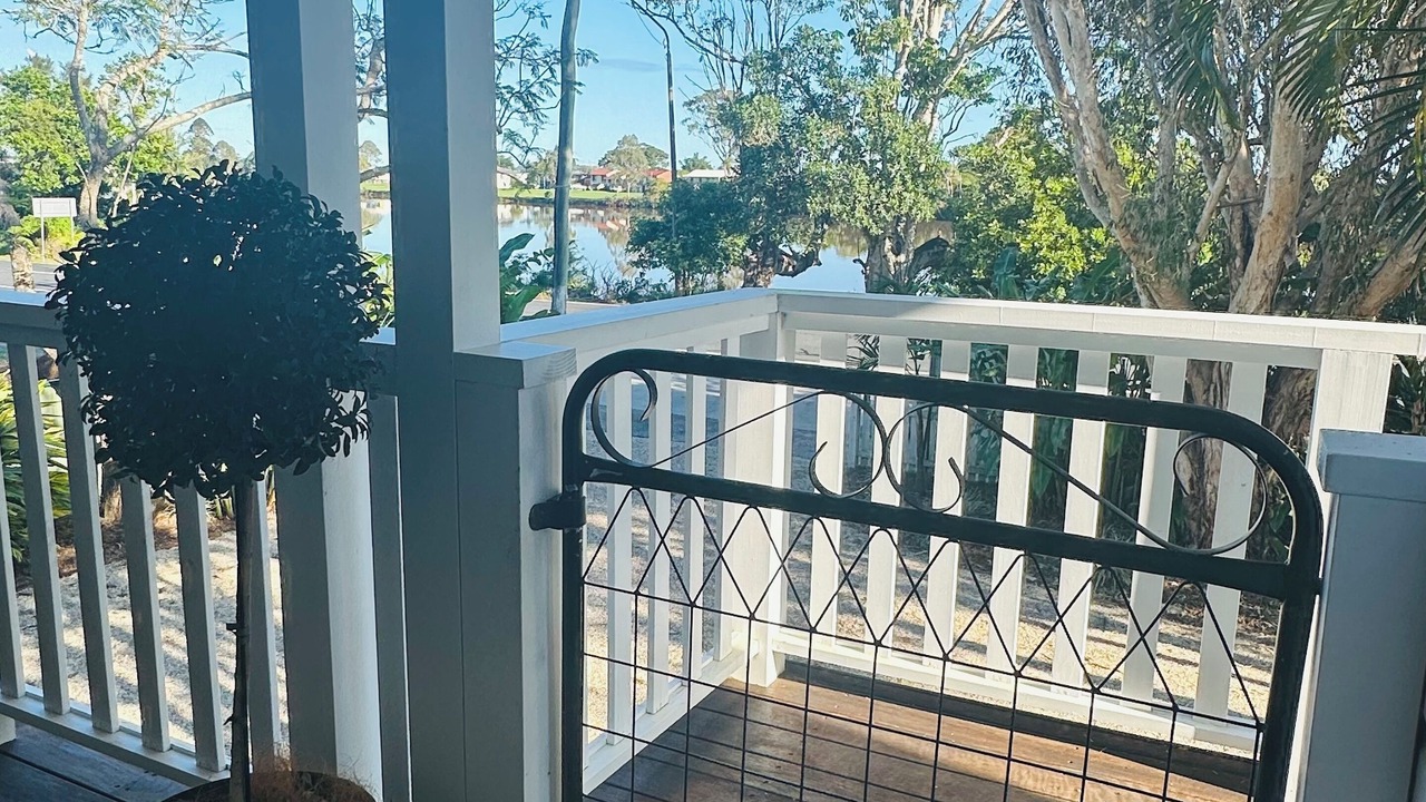 Photo of Patio Balcony in North Woodburn