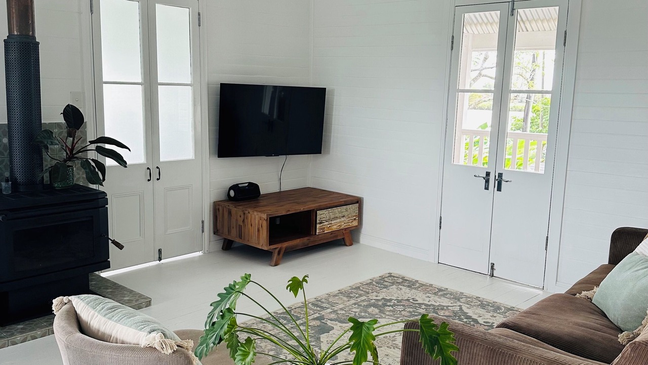 Photo of Livingroom in North Woodburn