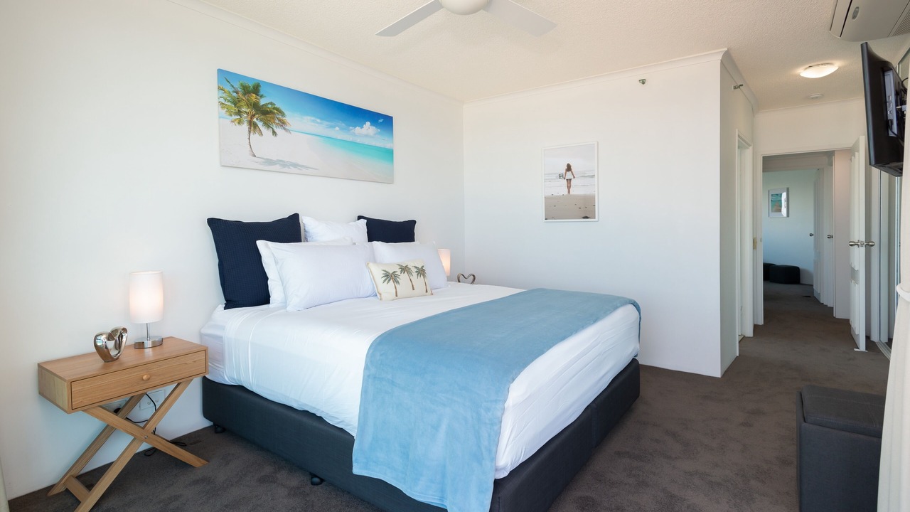Photo of Bedroom in Main Beach