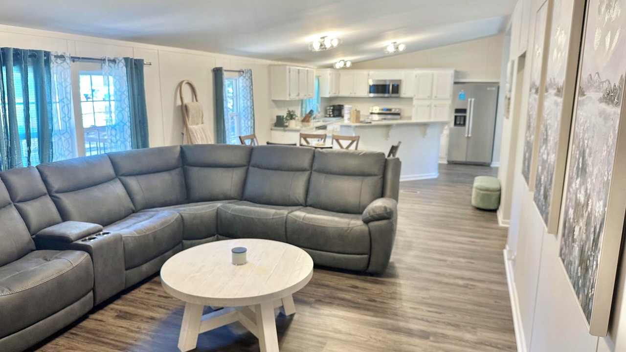 Photo of Livingroom in Gilbert