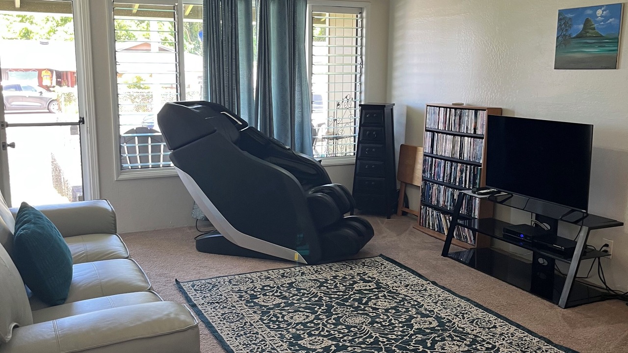 Photo of Livingroom in Kahalu u