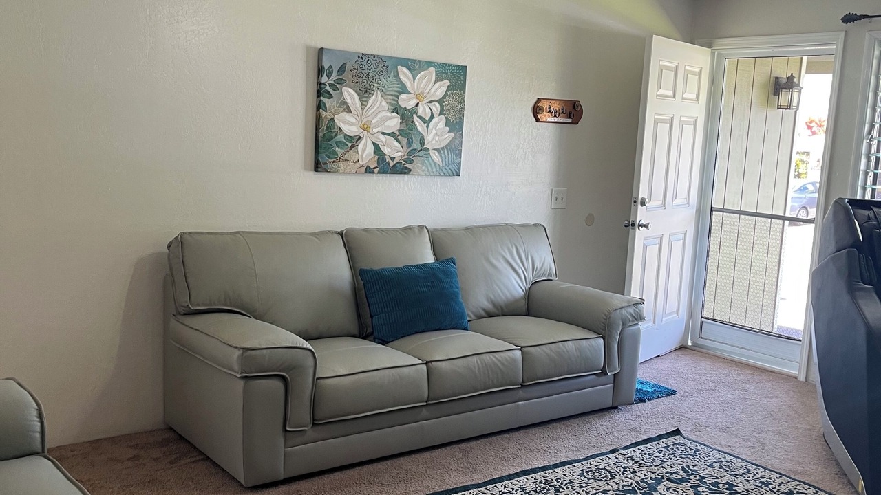 Photo of Livingroom in Kahalu u