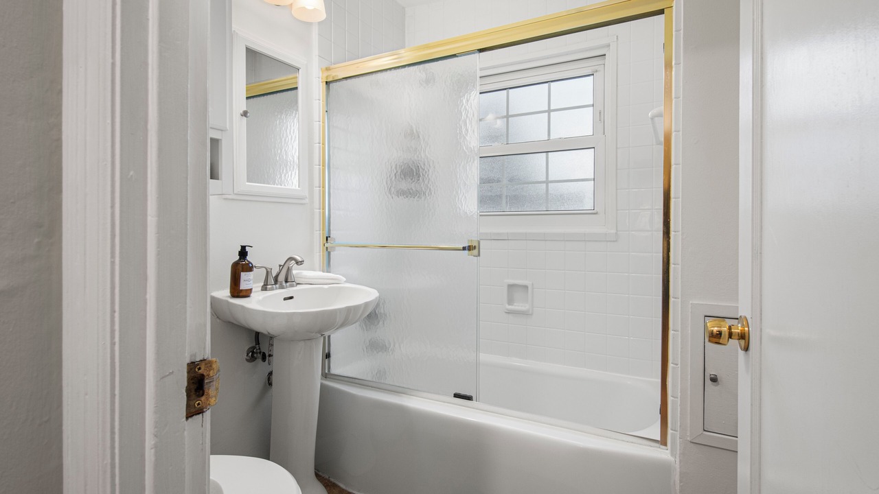 Photo of Bathroom in Central Clintonville