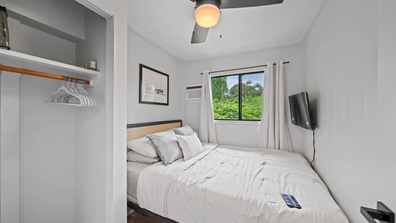 Photo of Bedroom in Hilo