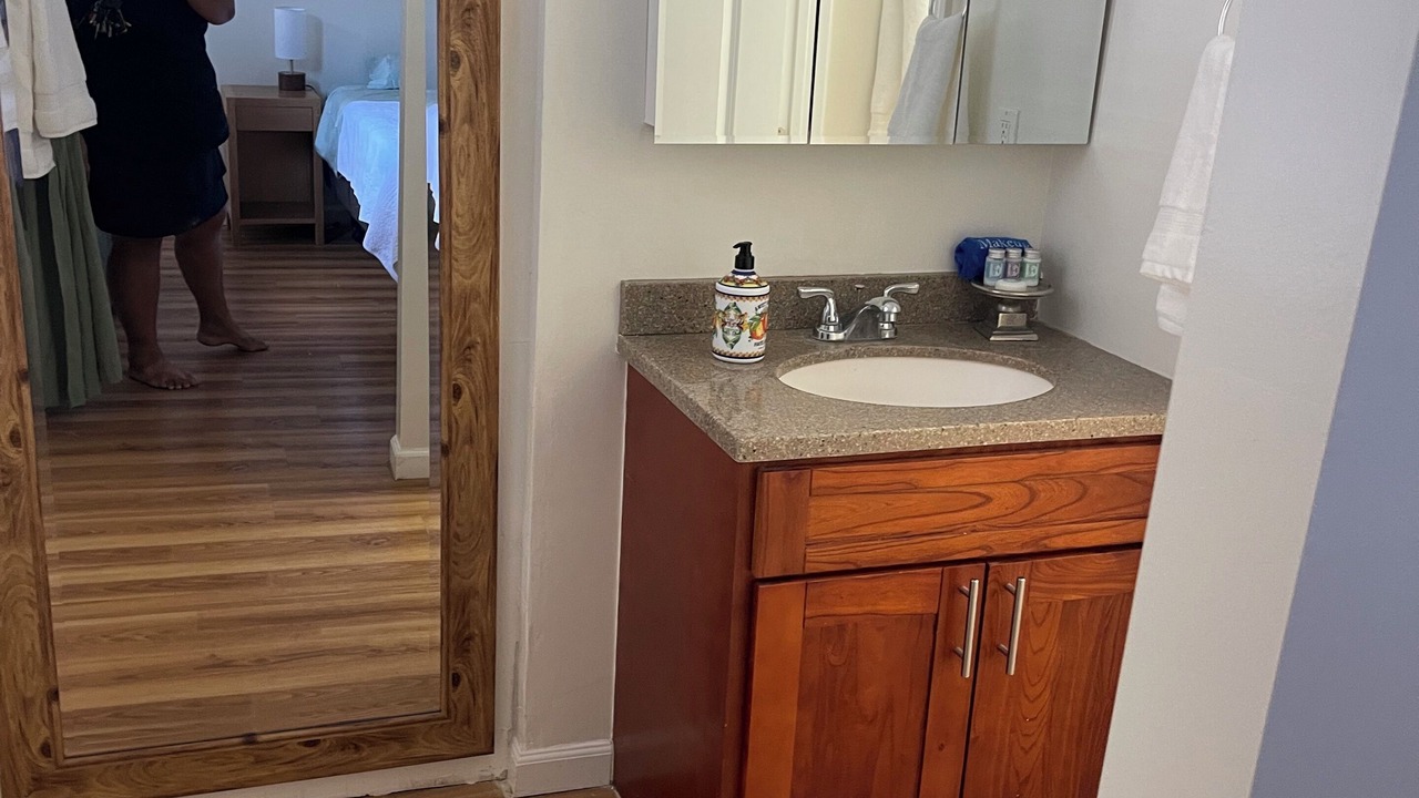 Photo of Bathroom in Nanakuli