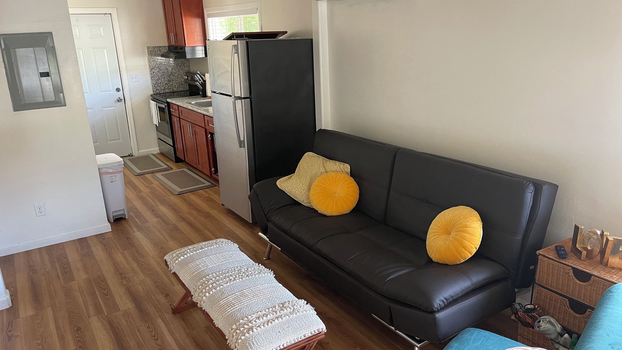 Photo of Livingroom in Nanakuli