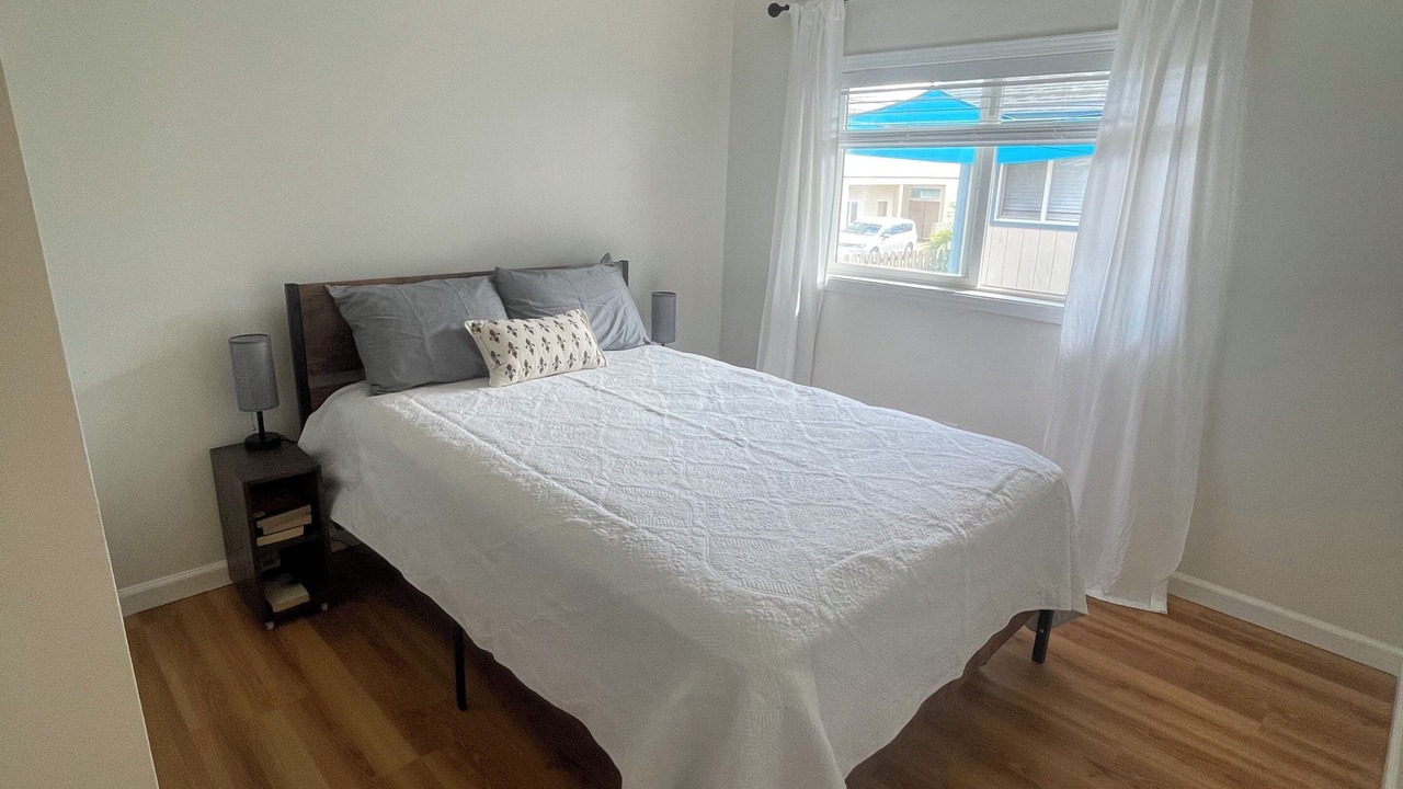 Photo of Bedroom in Nanakuli