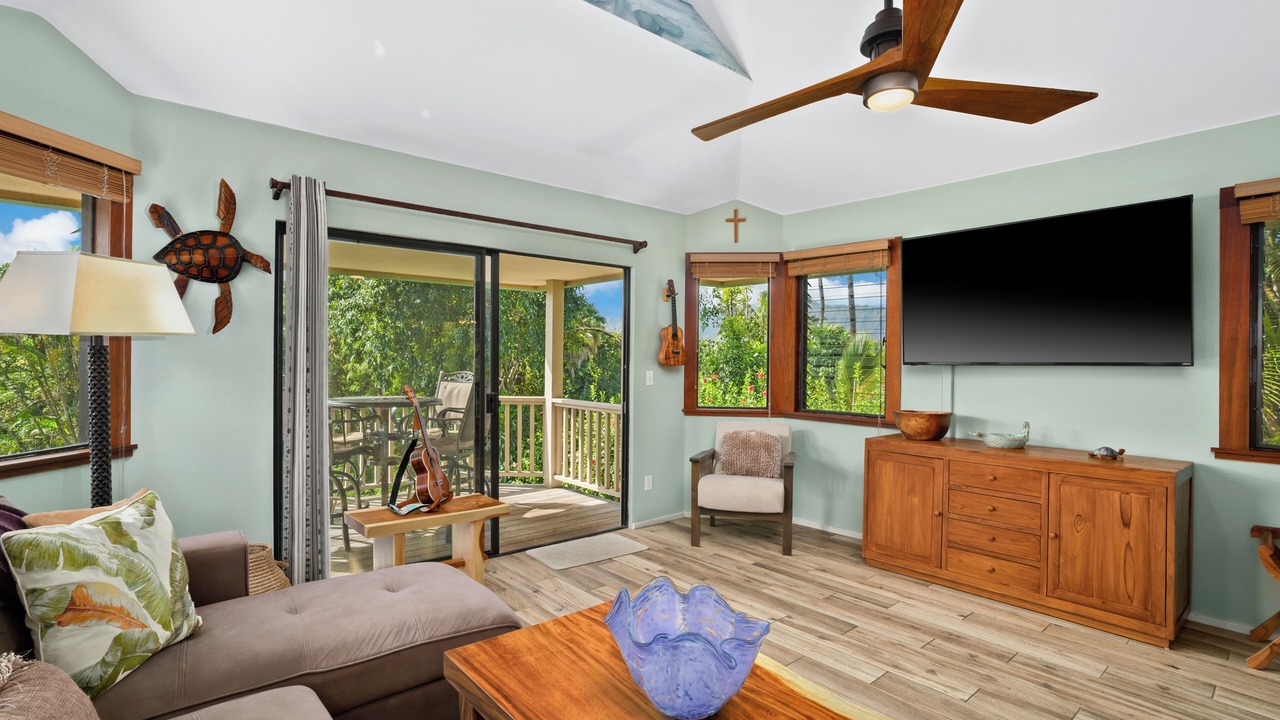 Photo of Livingroom in Princeville