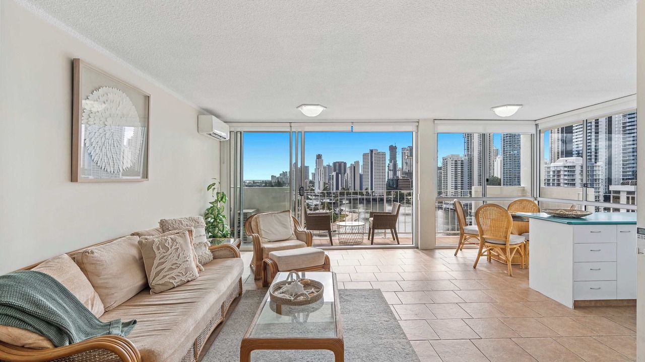 Photo of Livingroom in Surfers Paradise