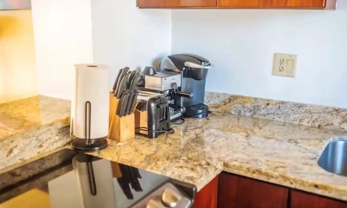 Photo of Kitchen in Waikiki