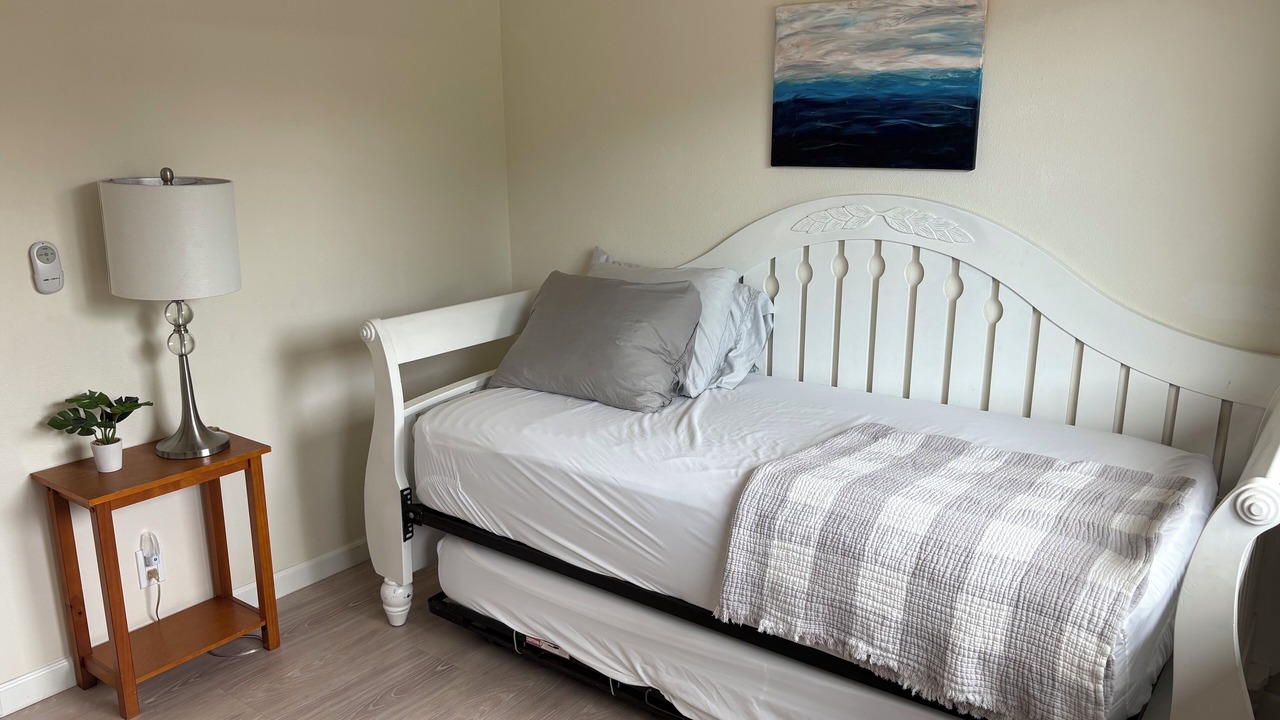 Photo of Bedroom in Makaha