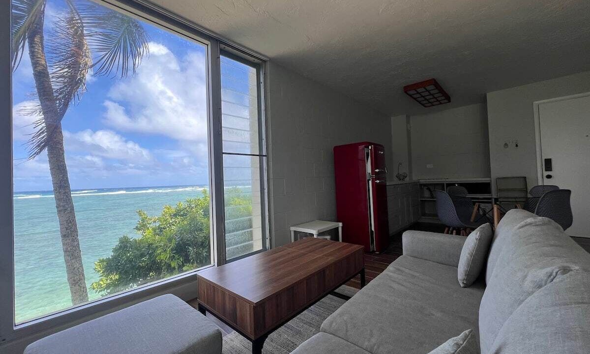 Photo of Livingroom in Punaluu