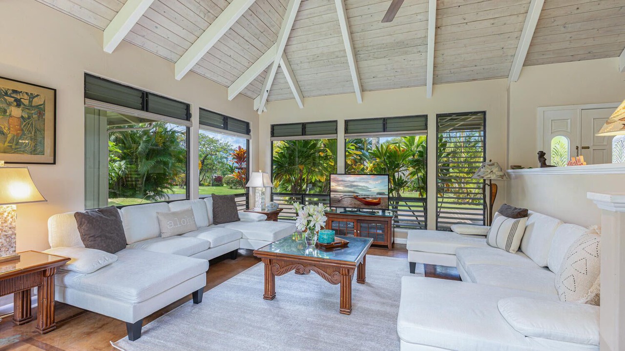Photo of Livingroom in Princeville