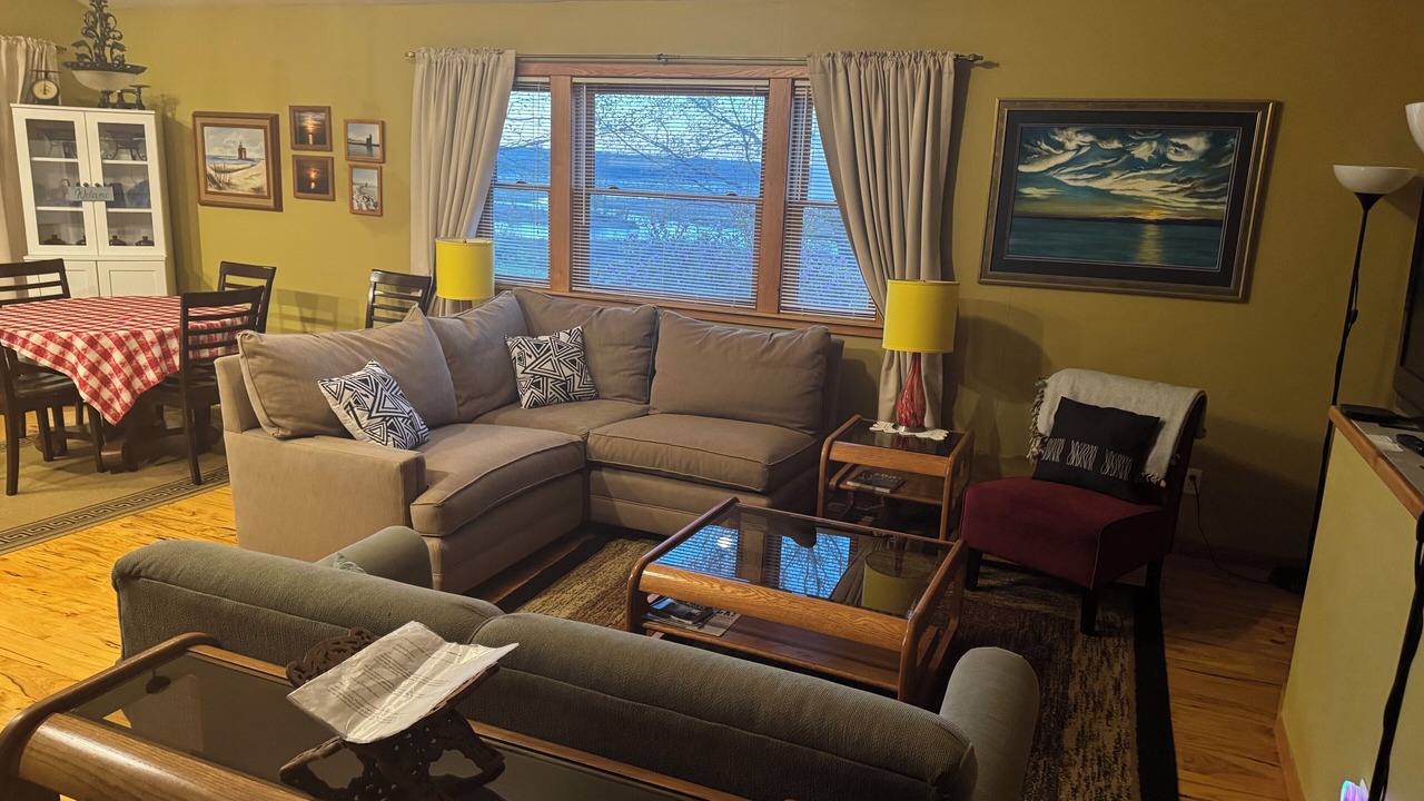 Photo of Livingroom in Fennville