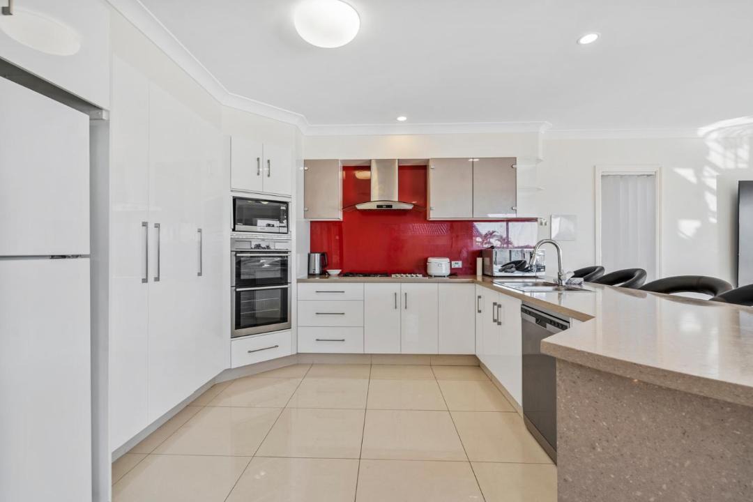 Photo of Others in Helensvale