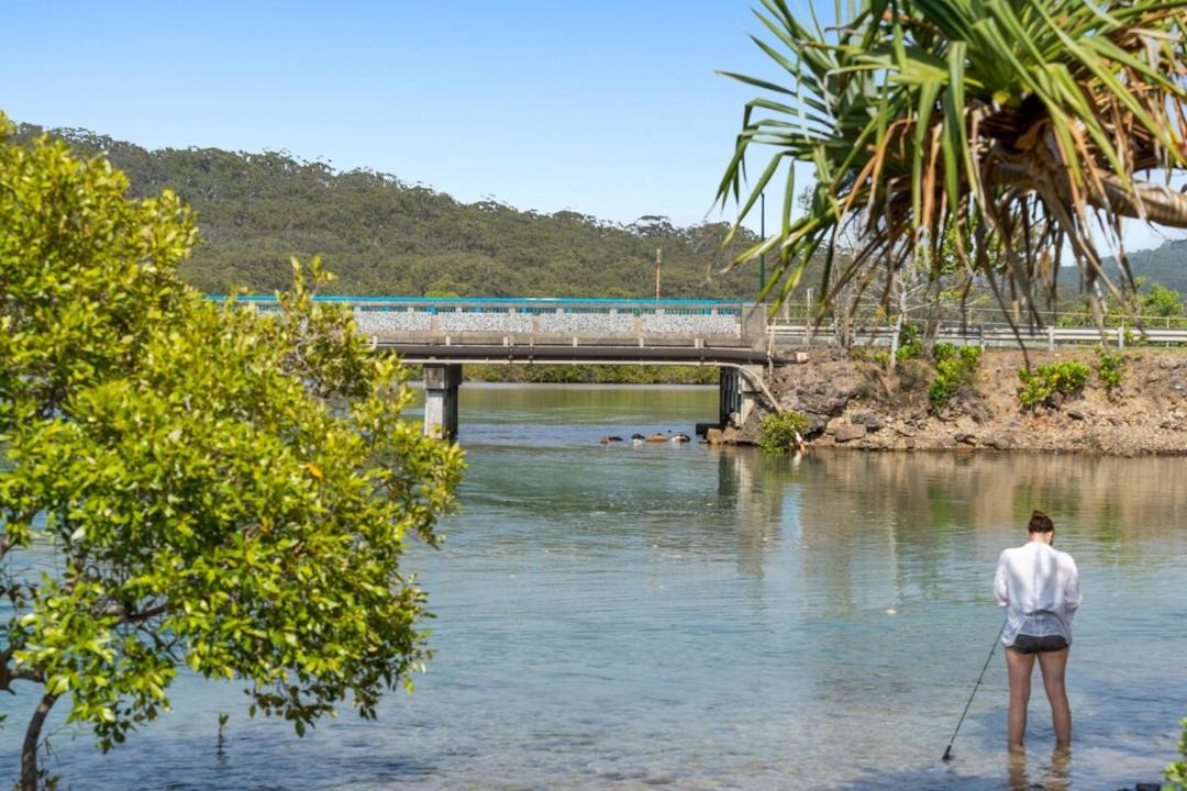 Photo of Others in Hastings Point