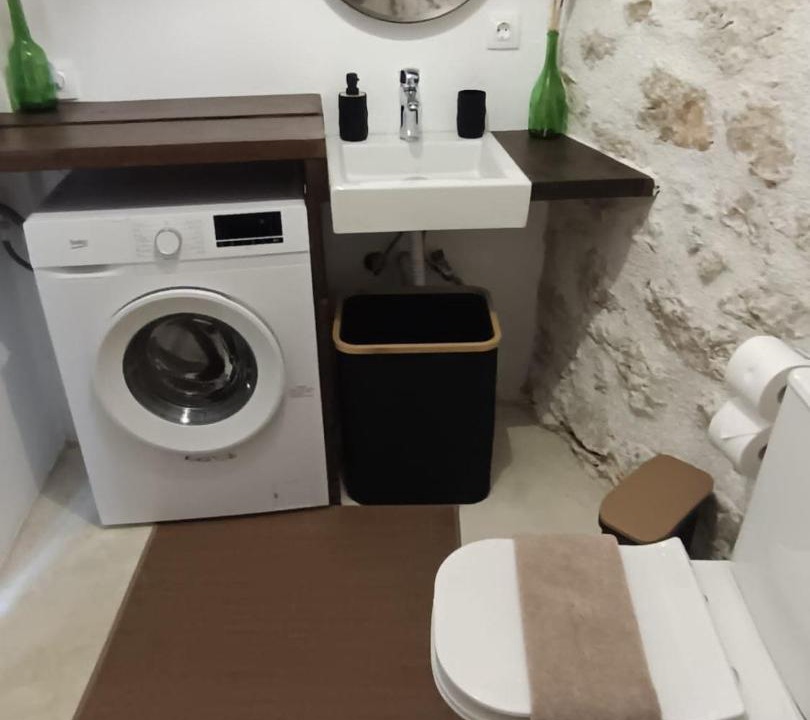 Photo of Bathroom in Evgiros