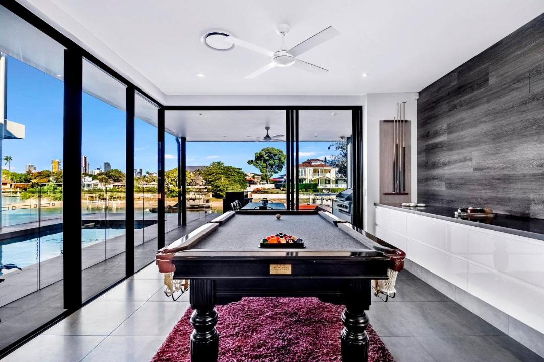 Photo of Others in Broadbeach Waters