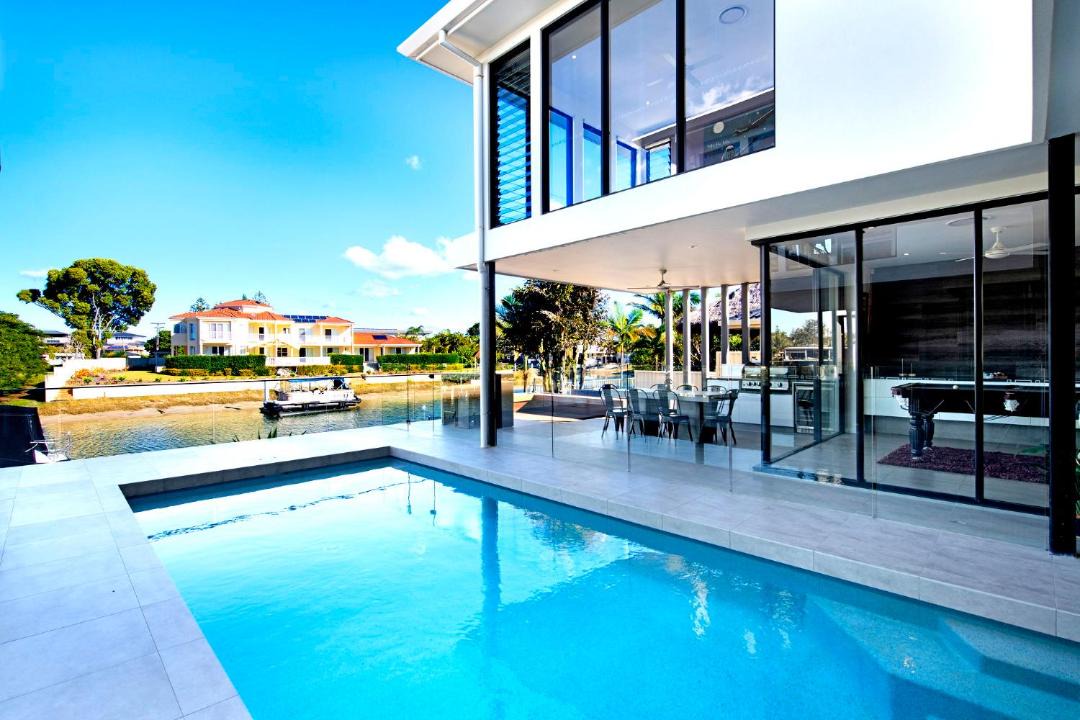Photo of Others in Broadbeach Waters