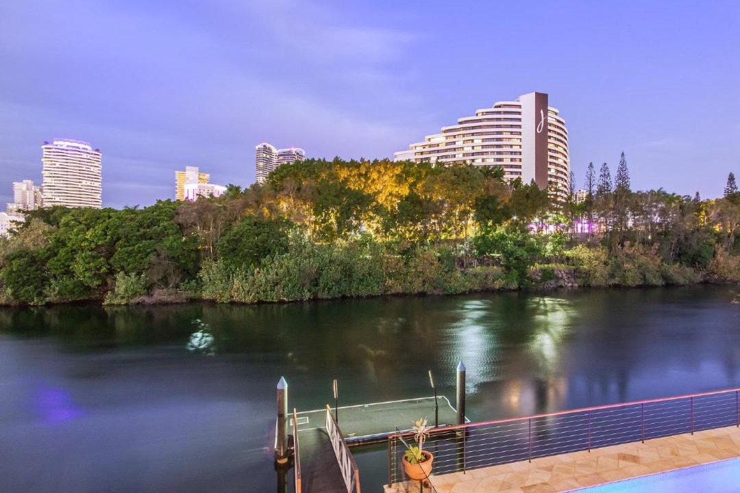 Photo of Others in Broadbeach Waters