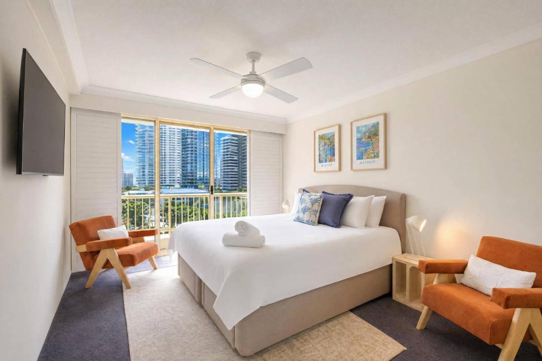Photo of Bedroom in Main Beach
