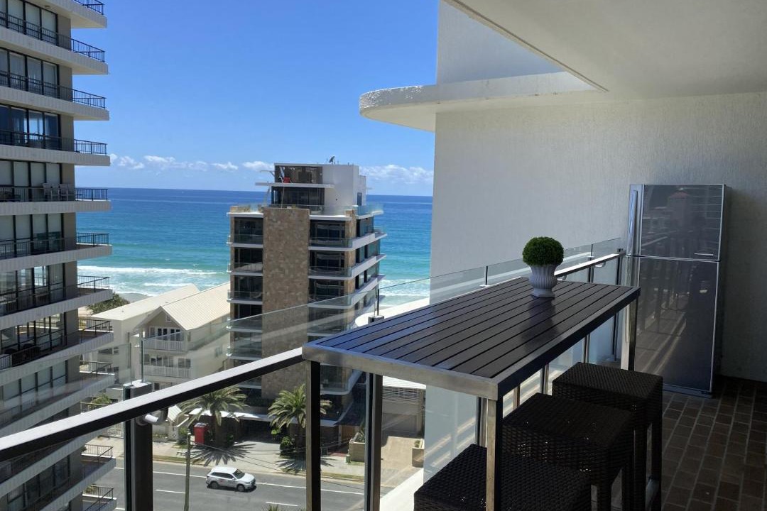 Photo of Patio Balcony in Main Beach