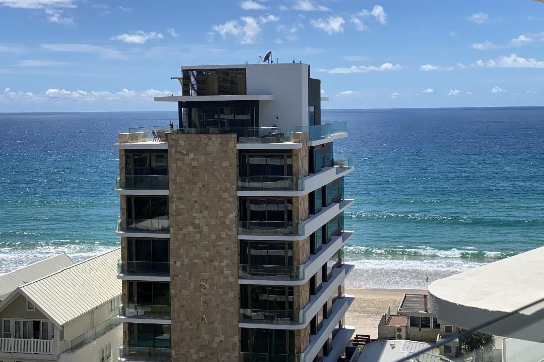 Photo of Patio Balcony in Main Beach