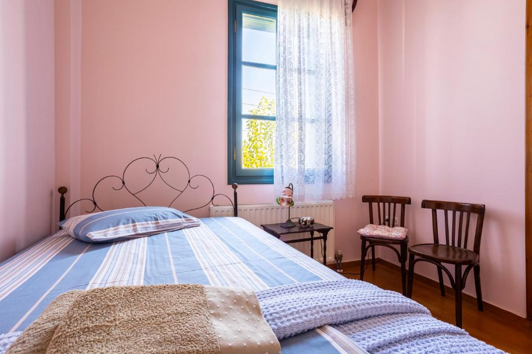 Photo of Bedroom in Petalidi