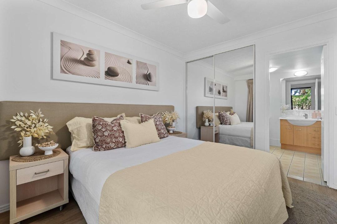 Photo of Bedroom in Mermaid Beach