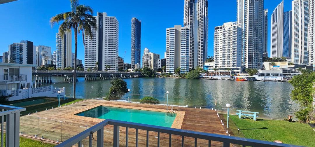 Photo of Others in Surfers Paradise